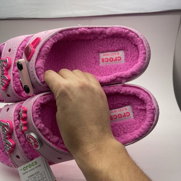 CROCS X BARBIE CLASSIC COZZZY SANDAL SIZE US 13 MENS NEW - Picture 6 of 9